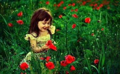 I am cool boy looking for a cool girl friend